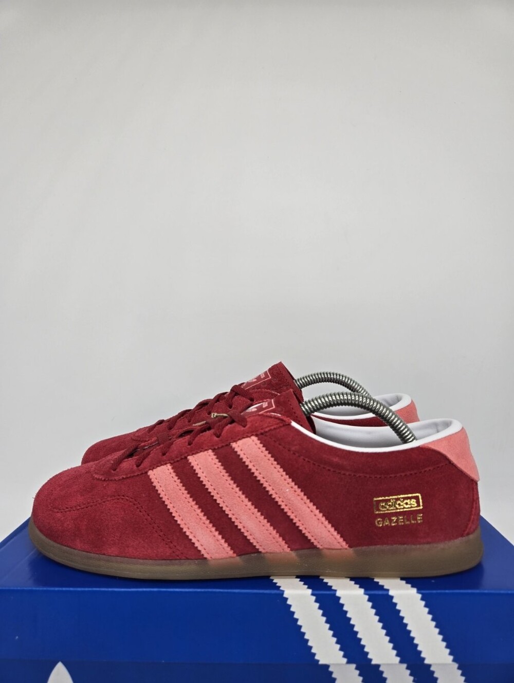 adidas Women's Gazelle Lo Pro IH6944 Team Victory Red Gum Shoes Size 9.5